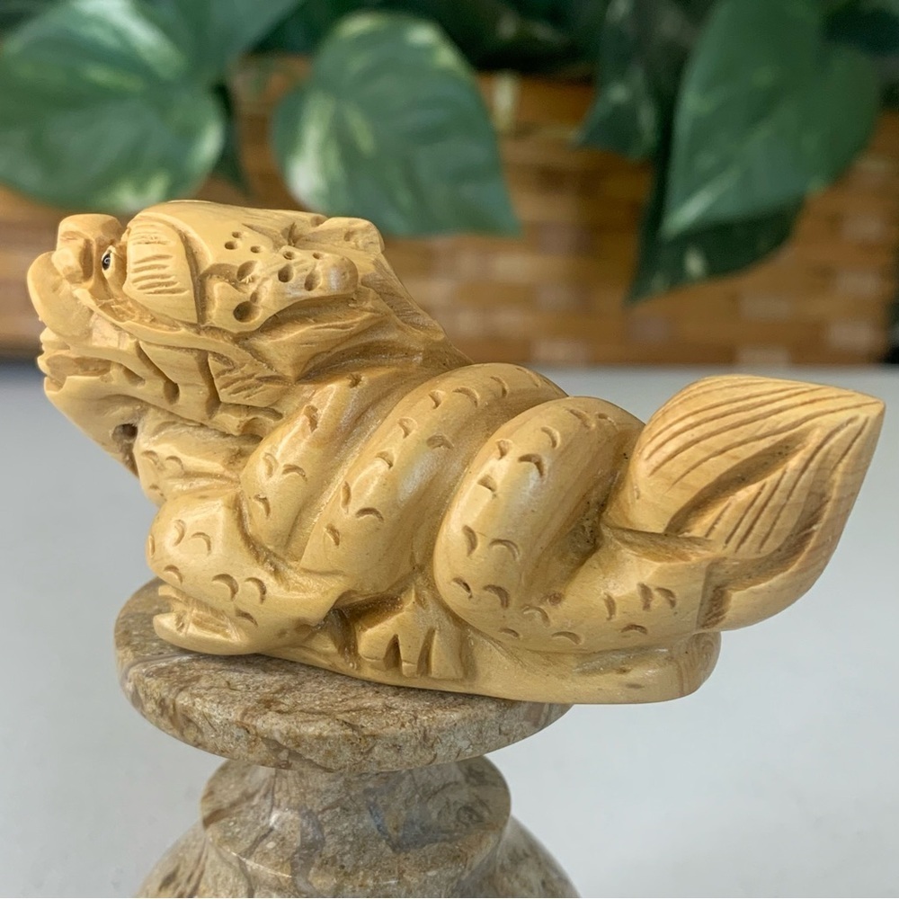 Japanese Netsuke Dragon Snake Beast Boxwood Carving Hand Carved Wood Animal 3.5" - Picture 11 of 16